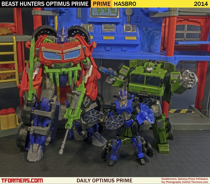 Daily Prime   Legacy Of Transformers Prime Optimus Prime (1 of 1)